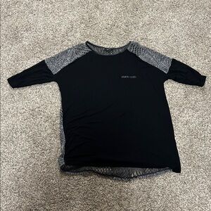 Black and Gray 3/4 Sleeve Top